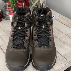 Columbia Men's Brown and Black Waterproof Hiking Boots